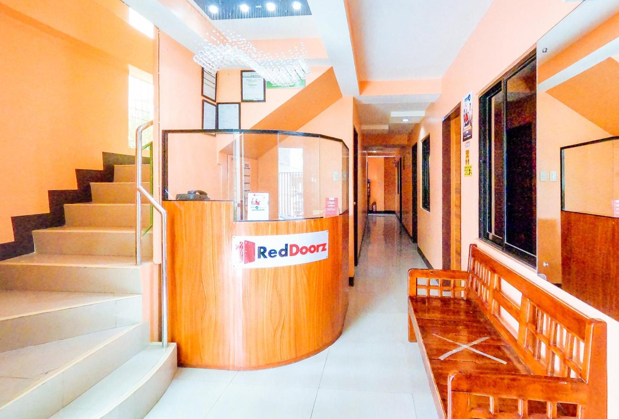 فندق Reddoorz @ Pamaong Street تاغبيلاران سيتي المظهر الخارجي الصورة